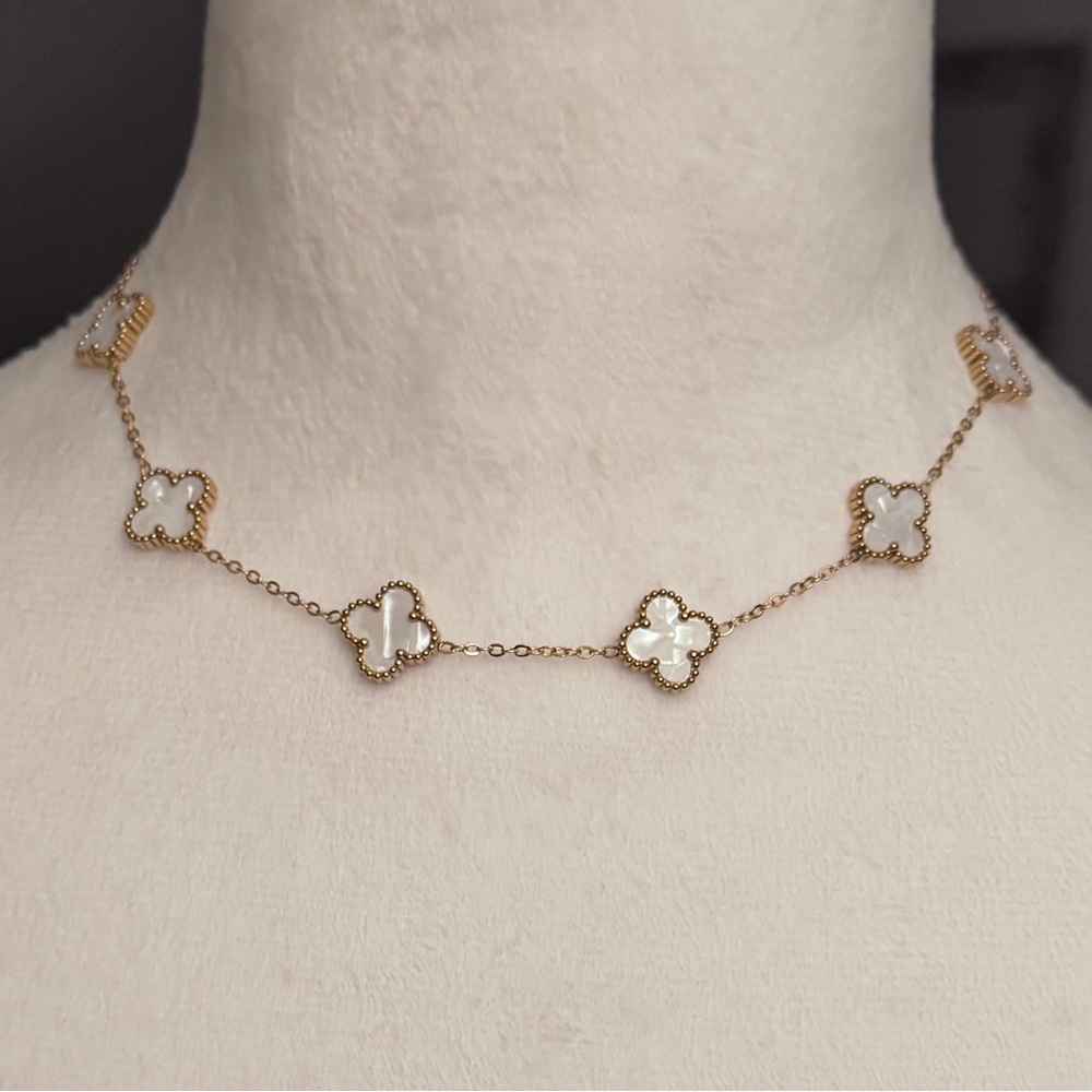 Dainty White Clover Necklace